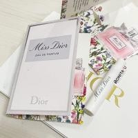 ราคา น้ำหอม Miss Dior Eau de Parfum Floral and Fresh Notes 1 ml กลิ่นใหม่ โบว์เงิน (17050013100)