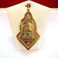 ราคา จี้หลวงพ่ออิฐ รุ่นเจริญพร 2562 วัดจุฬามณี สำหรับสร้อย 1 2บาท เลี่ยมทองคำแท้90 (10789580513)