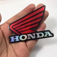 ราคา สติ๊กเกอร์ปีกHonda สติกเกอร์ มอเตอร์ไซค์ ฮอนด้า สติ๊กเกอร์ ฟอยล์ สะท้อนแสง 2 ชิ้น ปีกนก โลโก้ Foil Sticker ติดรถ แต่งรถ Honda Racing CBR Wave Pcx Click Dream Msx (13668331048)