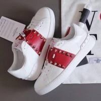 ราคา ผ่อนได้รองเท้า Valentino Sneaker s36 40 งาน Ori (16455156510)