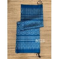ราคา ผ้าไหมมัดหมี่ ทอมือ ไหมแท้ 100 มัดลวดลายโบราณ (20757179870)