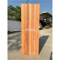 ราคา ประตูไม้ ไม้เนื้อแข็ง ทึบเสมอขอบบาน เซาะร่องยูแนวตั้ง ขอบบานสองด้านกว้าง 5 ตรงกลางระหว่างขอบบานซ้าย ขวากว้าง 8 ซม (19834402361)