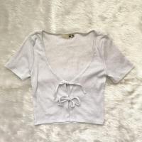ราคา เสื้อยืดผูกเชือกด้านหน้า Only Tie Front T Shirt เสื้อยืดผู้หญิง Cropped tie front t shirt (7175548448)