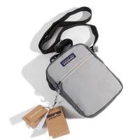 ราคา Ready Stock Patagonia Patagonia Shoulder Bag Men Women Street Wear Canvas Mobile Phone Bag Messenger Bag Small Square Bag (20918765146)