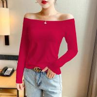 ราคา เสื้อตัวในคอปาดสีขาวสำหรับผู้หญิงเสื้อเปิดไหล่แขนยาวเซ็กซี่สำหรับฤดูร้อนเสื้อยืดปาดไหล่ผ้าฝ้ายแท้เข้ารูปแฟชั่นใส่แล้วดูผอมเพรียว (15489980698)