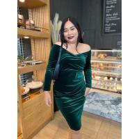 ราคา เดรสปาดไหล่สาวอวบ เดรสกำมะหยี่ Velvet dress (16989228150)