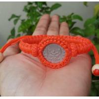 ราคา เหรียญครุฑ สีประจำวันเกิด กำไล ข้อมือเชือกเทียนถัก ข้อมือเหรียญครุฑ 2517 ช่วยเสริมบารมี สีประจำวันเกิด (14842157995)