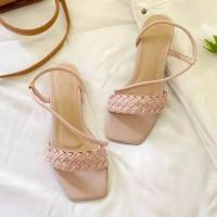 ราคา รองเท้าส้นสูงแฟชั่น รองเท้าส้นสูงผู้หญิง รองเท้าราคาถูก รองเท้าส้นสูงรัดส้น แต่งสายถัก สวยเรียบหรู พร้อมส่ง (15777866994)