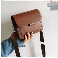 ราคา กระเป๋าสำหรับผู้หญิงคุณภาพสูงสไตล์เกาหลีหนังแท้สไตล์วินเทจประกายแวววาวกระเป๋าสะพาย (20851605817)