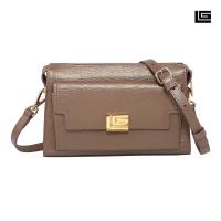ราคา Guy Laroche กระเป๋าสะพายสตรี สีน้ำตาล AGH3682BRX (20908544240)