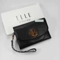 ราคา EL426 ELLE กระเป๋าสตางค์ผู้หญิง ใบกลาง สามพับ สีดำ หนังแท้ลายลิ้นจี่ มีสายคล้องมือ โลโก้สีทอง ของใหม่ ของแท้ 100 (9191520348)