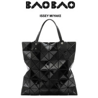 ราคา BAO BAO 6x6 Lucent Basic Color ของใหม่ แท้100 Baobao Issey Miyake (21002326223)
