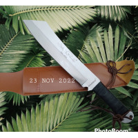 ราคา มีด อุปกรณ์เดินป่า มีดใบตาย แรมโบ้ 4 RAMBO lV ใบเงิน พร้อมชองหนังน้ำตาล ยาว 40cm มีดอเนกประสงค์ เหมาะกับการเดินป่า แคมปิ้ง สินค้าพร้อมส่ง (16974361710)