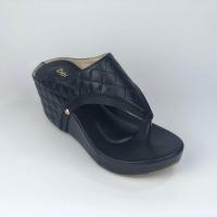 ราคา HPB 36 40 รองเท้าแตะส้นตึก ส้นเตารีดผู้หญิง ส้นสูง 2 5 นิ้ว สีดำและสีครีม (20742193842)