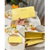 ราคา รวม sale กระเป๋าสตางค์ใบยาว ใบสั้น Lyn guess หนังเริ่ด พร้อมกล่อง (20926400686)