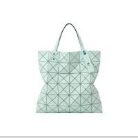 ราคา New กระเป๋า baobao issey Miyake Lucent 6x6 Basic Color ของใหม่ แท้100 กระเป๋าถือผู้หญิง กระเป๋าถือ TOTE BAG (20785780727)