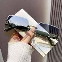 ราคา พร้อมส่งจากไทย NEW แว่นกันแดดแฟชั่น แว่นกันแดด แนวเกาหลี เกรดA ป้องกันรังสีUV400 รุ่น HM8659 (20089548200)