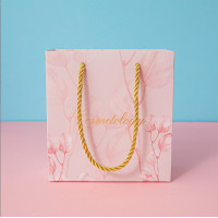 ราคา พร้อมส่ง ถุงกระดาษสวย ลายใบไม้ ถุงของขวัญ ถุงกระดาษมีหูหิ้ว เนื้อดี หนา สวย หรู ส่งไว (17471276038)