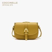 ราคา COCCINELLE กระเป๋าสะพายผู้หญิง รุ่น MAGALU CROSSBODY BAG 150201 สี CITRONELLA (21018705539)