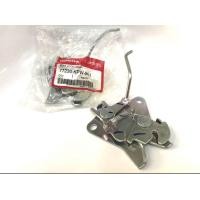 ราคา Dream 125 บานพับเบาะ แป้นล๊อคเบาะ ดรีม 125 ล้อคเบาะ Dream 125 Honda 77110 KPW 900 (17312458471)