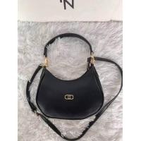 ราคา กระเป๋าสะพาย lyn ทรง hobo cheri 2023 (20921101443)