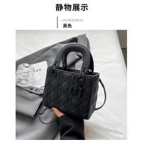 ราคา Classic All Match Girl Diana Bag mini Diamond Handbag High End mini Diamond Handbag Textured Leather Shoulder Bag Solid Color Cross Body Bag Trendy AUG (20128595125)