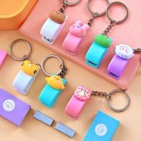 ราคา พวงกุญแจแม็ก ขนาดเล็ก ลายการ์ตูนน่ารัก พร้อมลูกแม็ก แบบพกพา เครื่องเย็บกระดาษ สําหรับนักเรียน สํานักงาน (20963718930)