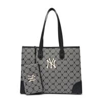 ราคา MLB NEW YORK YANKEES Shoulder Bags mlb bag MLBกระเป๋า JACQUARD MONOGRAM TOTE BAG กระเป๋าทรงโท้ท ของแท้ (20359453514)