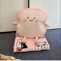 ราคา หมอนผ้าห่ม ตุ๊กตาขนมปัง หมอนอิงตุ๊กตานุ่มนิ่ม ลายการ์ตูน หน้าตาน่ารัก (20929755749)