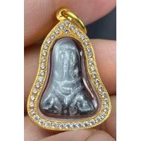 ราคา พระปิดตาหลวงปู่เอี่ยมวัดโคนอนปี15 เลี่ยมทองแท้ฝังเพชรหนาๆ รับประกันพระแท้ทองแท้ (21085938016)