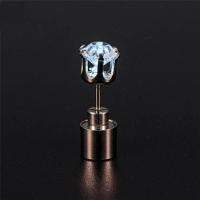 ราคา Ellei ต่างหูพลอยเทียมแท่งพังก์สุดเท่ห์ต่างหูมีไฟ LED สะท้อนแสงสำหรับผู้หญิงต่างหูเม็ดเพชรแบบเรืองแสง (12865746318)