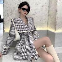 ราคา เสื้อโค้ทแฟชั่นสไตล์เกาหลีสำหรับผู้หญิงเสื้อเบลเซอร์โค้ทกันลมเสื้อโค้ทขนสัตว์หนาปกสีน้ำเงินมีเอกลักษณ์ (13972608057)