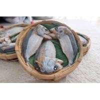 ราคา ส่งฟรี กระเป๋าสะพายปลาทูเข่งใหญ่ พร้อมสายสะพายเคลือบยางทั้งเส้น ทนทาน งานแกะแบบของจริง ทำโดยคนไทยใช้มือทำทุกขั้นตอน (1359846950)
