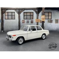 ราคา BMW2002ti โมเดลรถเหล็ก โมเดลรถสะสม Brands Welly Scale 1 24 (17316286891)