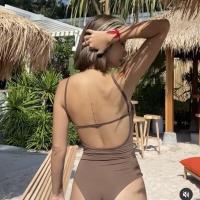 ราคา Hana Bodysuit บอดี้สูทเว้าหลัง แต่งสายคาดกลางหลัง เซกซี่แบบมีดีเทลเก๋ๆ แซ่บมากกก (13232696030)