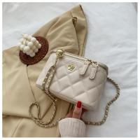 ราคา กระเป๋าสายโซ่ลายสี่เหลี่ยมข้าวหลามตัดสไตล์ชาแนลกระเป๋าสะพายข้างลูกปัดหมุนแฟชั่นยอดนิยมแบบใหม่ฮิตในปี2023กระเป๋าสะพายไหล่แมทช์ลุคง่ายสำหรับผู้หญิง (4986560144)
