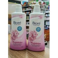 ราคา 1 แถม 1 Biore SHOWER CREAM ครีมอาบน้ำบิโอเร ปริมาณสุทธิ 550 มล 2 ขวด มี 3 กลิ่นให้เลือก (20138907005)