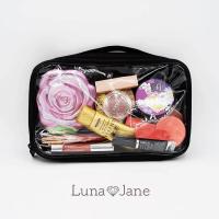 ราคา VL16 Vanilla in love makeup bag กระเป๋าใส่เครื่องสำอาง PVC ใส สีดำ (1087893)