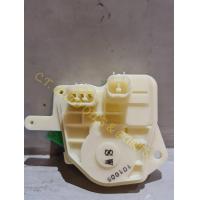 ราคา เซ็นทรัลล็อคประตูหน้าขวา HONDA JAZZ GD ของแท้ ปี 2004 2008 (13644922848)