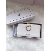 ราคา กระเป๋าสตางค์ใบยาว ทรงเหลี่ยม LYN แบบหนังแก้ว สินค้ามีป้ายและกล่องใช้งาน เเบบล็อคปิด สำหรับเป็น ของขวัญวันเกิด วันวาเลนไทน์ หรือในทุกโอกาส สินค้าในไทยพร้อมส่ง (18266899857)