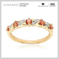 ราคา Gemondo แหวนเงินแท้ 925 ชุบทองคำ 18K ประดับแซฟไฟร์สีส้ม Orange Sapphire และเพชร Diamond ดีไซน์วิคเทอเรีย แหวนแถว (10495334777)