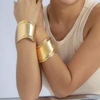 ราคา กำไลข้อมือสีทองแบบกว้างกำไลข้อมือสีทองแบบเรียบสีเงินแบบเรียบสำหรับผู้หญิงเครื่องประดับสายข้อมือโลหะแนววินเทจ (21170933919)