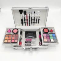 ราคา 10 เซ็ทเครื่องสำอางมืออาชีพ Set 2 มาพร้อมกล่องใส่สุดพรีเมี่ยม งานดี กล่องแข็งแรงทนทาน เซ็ทแต่งหน้า (5581886388)