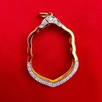 ราคา กรอบพระทรงเสมาแปดรอบฝังเพชร (19872709703)