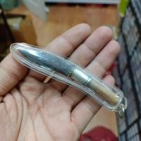 ราคา มีดหมอมนต์พระกาฬ หลวงพ่อกวยวัดโฆสิตาราม จ ชัยนาท ผ่านพิธีพุทธาภิเษกเลี่ยมกรอบกันน้ำอย่างดีB (18621107694)