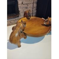 ราคา ถาดไม้แกะสลักรูปช้าง ถาดเสริฟช้าง ถาดใส่ผลไม้ ถาดเอนกประสงค์ทรงกลม กว้าง 10 นิ้ว สีไม้คลาสสิค แกะสลักสวยงาม แข็งแรง (17435844752)