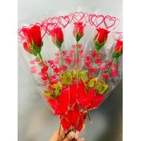 ราคา ช่อดอกกุหลาบวาเลนไทน์ ดอกกุหลาบสีแดง 1ช่อ ซอง ผูกริบบิ้นลวดสีทอง (21277729442)