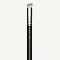 ราคา MAC Concealer Brush แปรง ลงคอนซีลเลอร์ รุ่น 270S (20693937896)