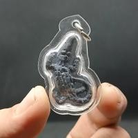 ราคา Bจี้จระเข้ หลวงพ่อ สนิท วัดลำบัวลอย นครนายก เนื้อตะกั่ว ตอกโค๊ตหัวอุทบ ของเเท้จากวัด เลี่ยมกรอบกันน้ำอย่างดี (18621180754)