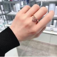 ราคา สินค้าพร้อมส่งในไทย ของแท้100 Swarovskiของแท้ รบกวนวัดไซส์ให้แน่ใจ ก่อนสั่ง Swarovskiแท้ แหวน Swarovski แหวนรูปหงส์ Swarovski Swarovski ring สวารอฟส ของแท้ 100 ของขวัญวา (6965478253)